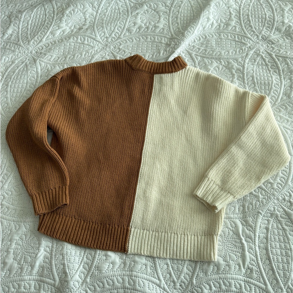 Abercrombie & Fitch Brown and Cream Crew Neck Sweater